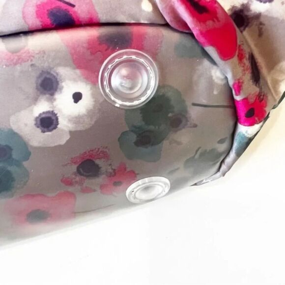 Lug Gondola Large Travel Tote Gray Floral Vacation Carryon Bag‎ Trolley Sleeve - Picture 8 of 10